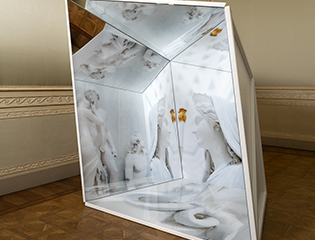 Chiara Dynys, La Blancheur